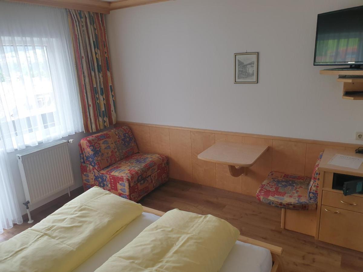 Haus Hubertus Hotell Mieders Eksteriør bilde